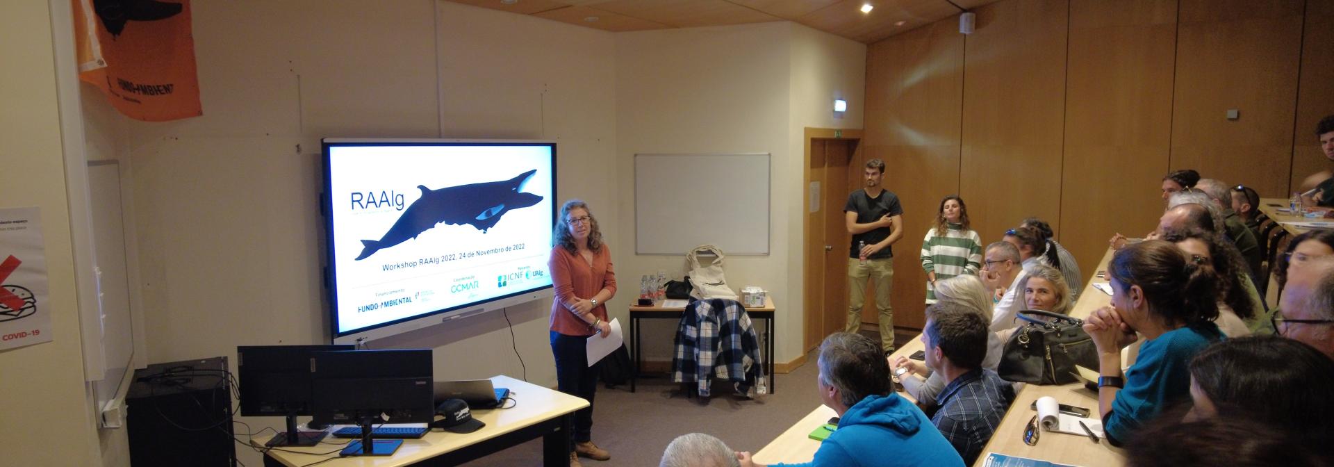 Generic representation of Sala cheia para falar sobre Cetáceos e Tartarugas-marinhas do Algarve