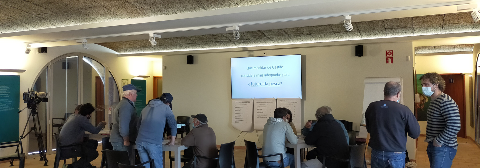 Generic representation of Fishermen made aware of the impact of climate change on their activity