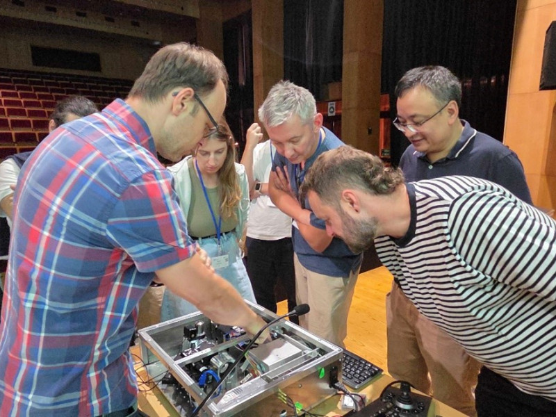 Hands-on demonstration of new technology (Robert Prevedel, WP4 Leader)